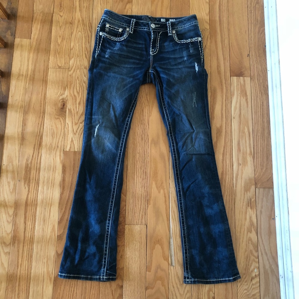 Size 29 slim bootcut Miss Me jeans